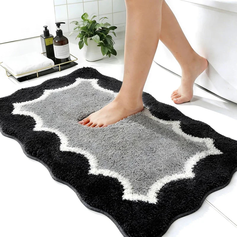 Tappetino da bagno VIKAMA con  - Zara Home Bathroom Mat recensione e prezzo